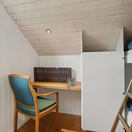 度假居 Lovely Summer House In A Town-close Location 埃贝尔托夫特