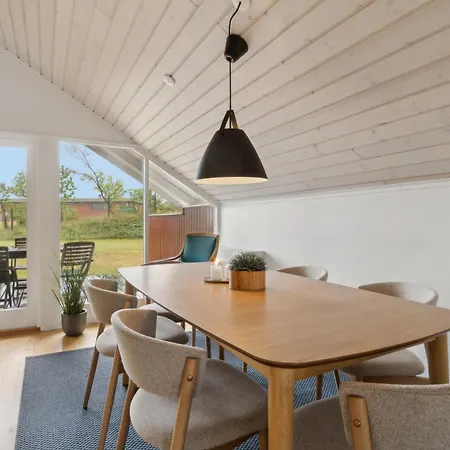 Lovely Summer House In A Town-close Location *